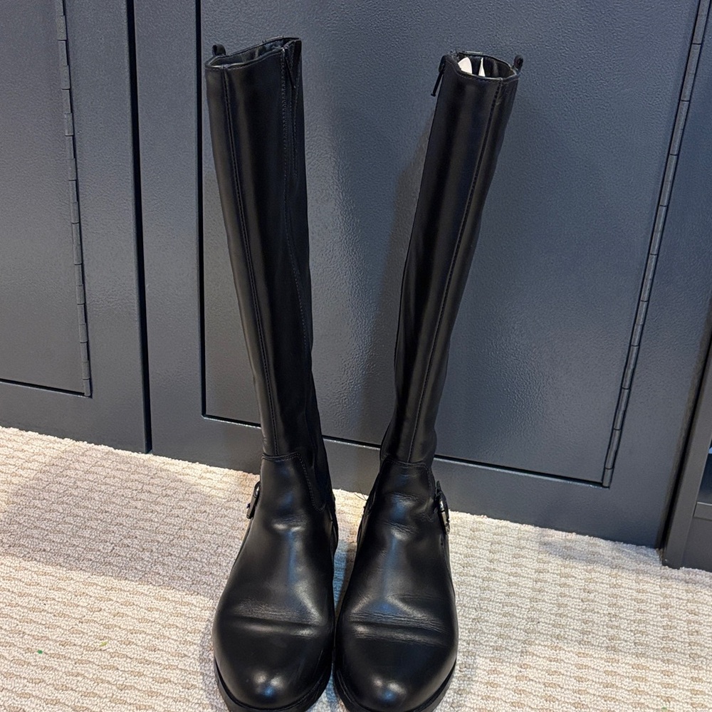 La CANADIENNE Black Leather Knee-High Riding Boots - Picture 3 of 6